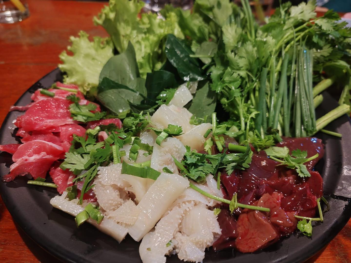 ร้านแจ่วฮ้อนบ้านนา สกลนคร