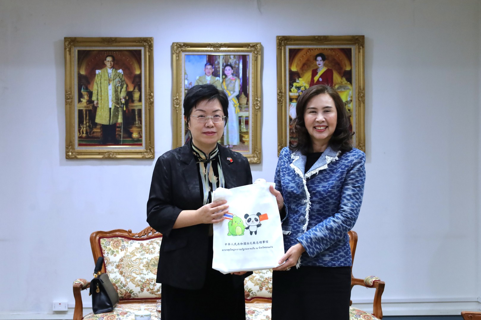 กสญ.จีน ประจำขอนแก่น เข้าเยี่ยมคารวะ ผู้ว่าฯ สกลนครกระชับความสัมพันธ์ ไทย-จีน ให้แน่นแฟ้น