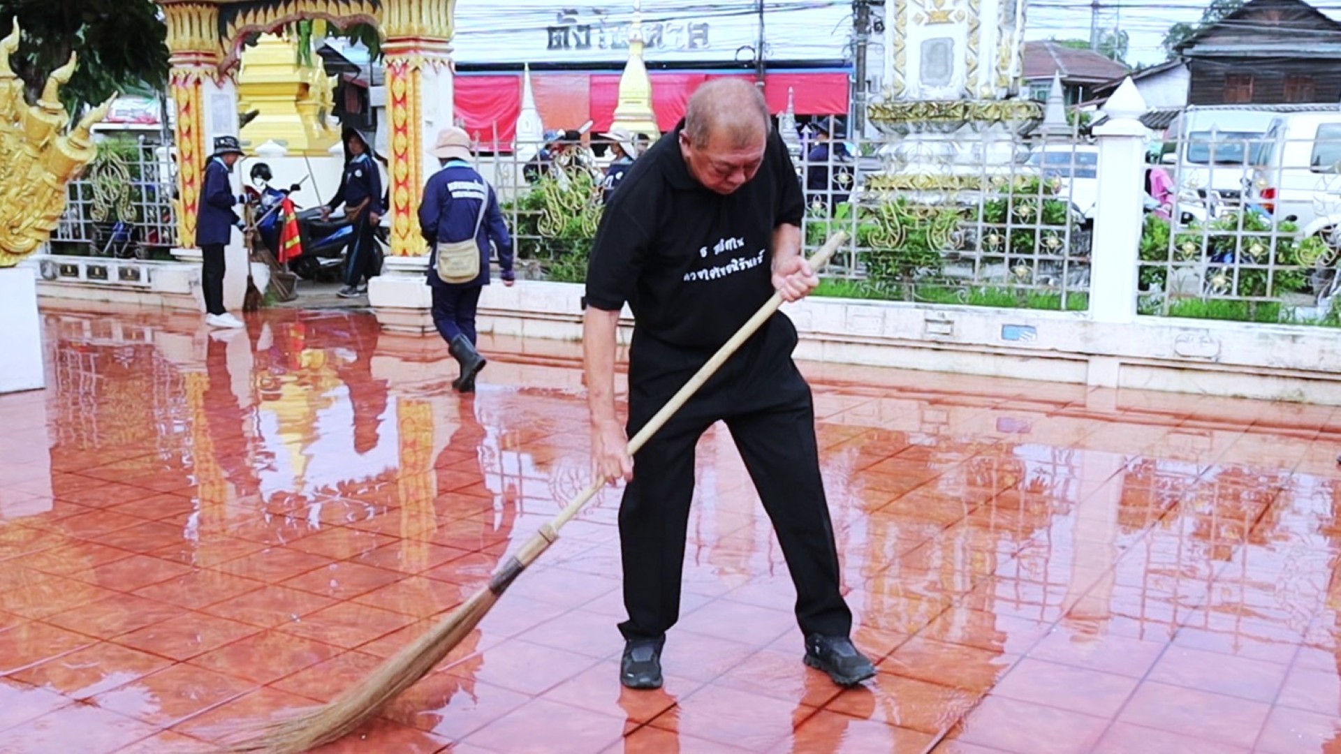 สกลนคร - รวมพลังสร้างสัปปายะสู่วัดด้วยวิถี 5 ส (Big Cleaning Day) เฉลิมพระเกียรติ พระพันปีหลวง