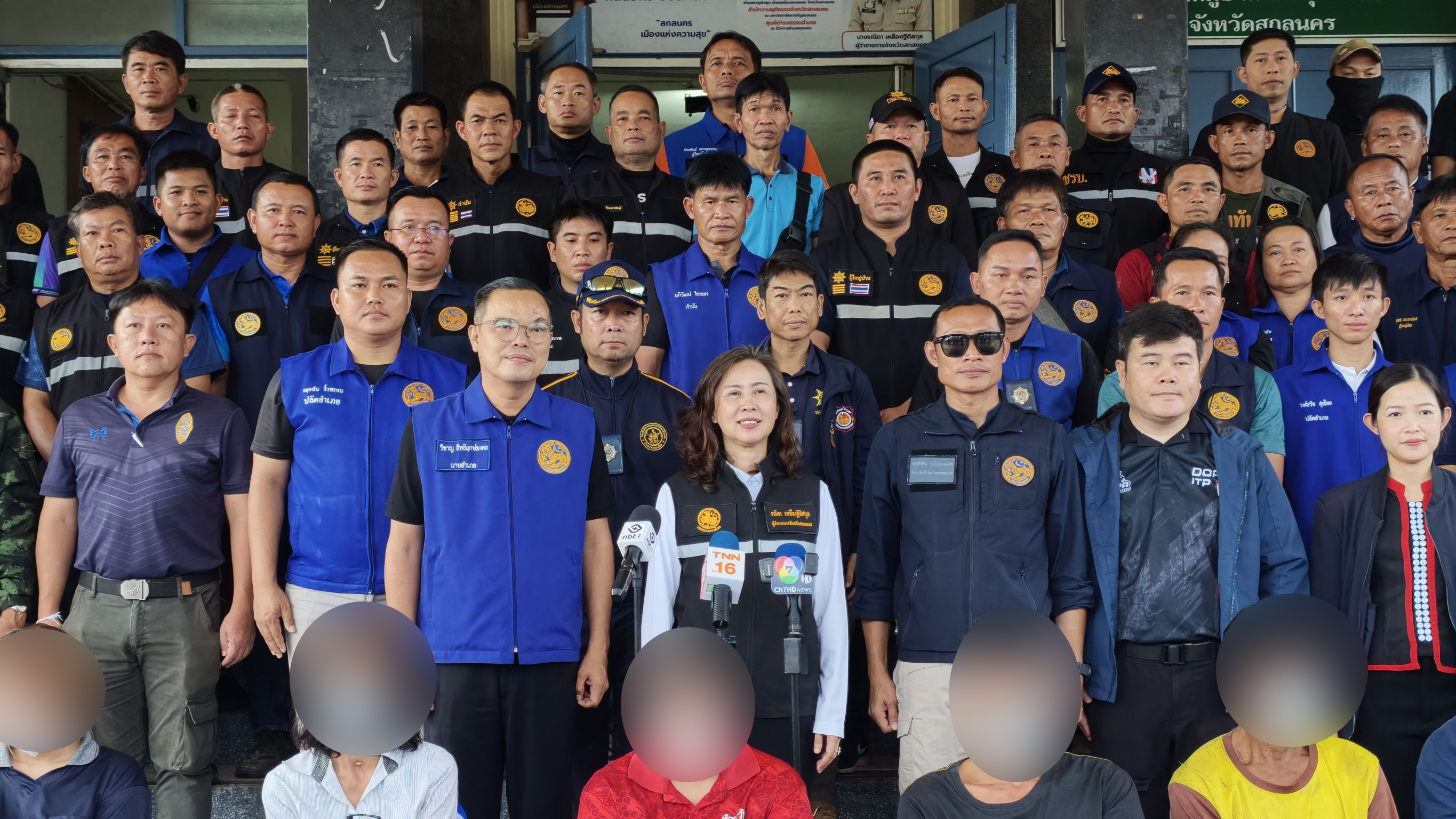 สกลนคร ติวเข้มทีมพิฆาตยาเสพติด ลงพื้นที่จริง จับผู้ต้องหา 12 ราย ยาบ้า 891 เม็ด 