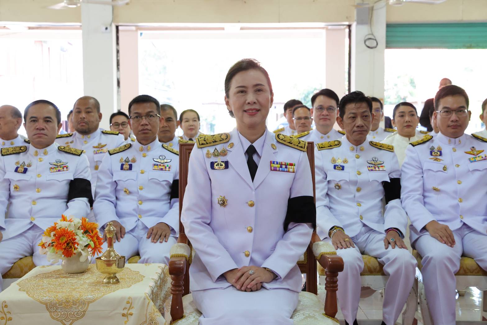 ผู้ว่าฯ สกลนคร นำส่วนราชการและพุทธศาสนิกชน ประกอบพิธีสวดพระพุทธมนต์และทำบุญตักบาตรถวายพระราชกุศล เนื่องในวันคล้ายวันสวรรคต พระบาทสมเด็จพระจอมเกล้าเจ้าอยู่หัว รัชกาลที่ 4